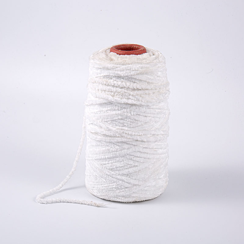 Klobiger Chenille -Garn -Polyestergarn Super sperrig